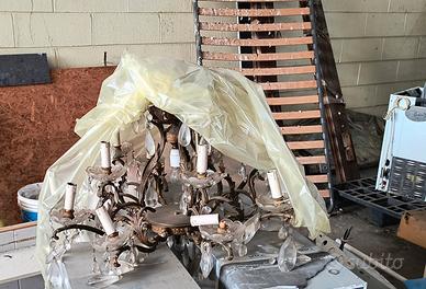 Lampadario con pendenti in cristallo e swarovski