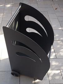 Carrello portalegna in ferro battuto