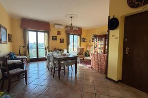 PORZIONE DI BIFAMILIARE A SCAFATI