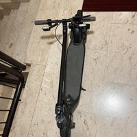 Monopattino Elettrico Nineboot