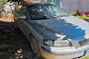 volvo v70 anno 2000 diesel 2.5 funzionante ricambi