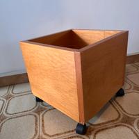 Portariviste in legno scorrevole