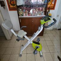 Bicicletta sportiva pieghevole da casa