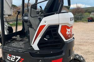 MINI ESCAVATORE BOBCAT 27Z 350ORE DI LAVORO