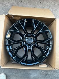 Cerchi in lega MAK 18”