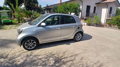 Smart Four Four anno 2017 con tettino apribile