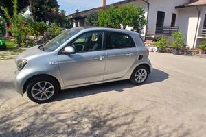 Smart Four Four anno 2017 con tettino apribile