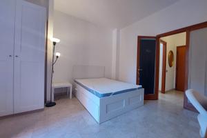 Ampia singola TUTTO COMPRESO zona fine lorenteggio