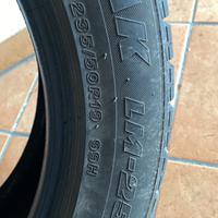 Gomme invernali Bridgestone 235/50R19 99H