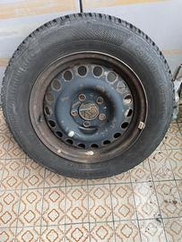 gomme continental invernali con cerchione 