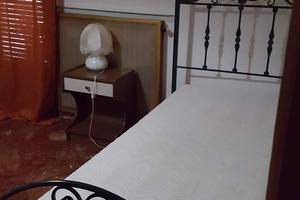 Ampia stanza in zona politeama/liber