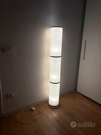 Lampada da terra moderna a colonna