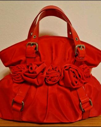 Borsa Braccialini raso con rose rosso.