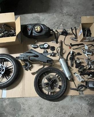 Ricambi yamaha r125 2008-2013