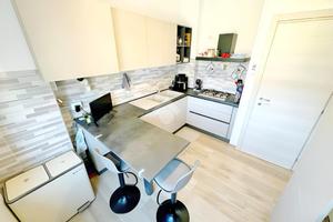 3 LOCALI A BRESCELLO