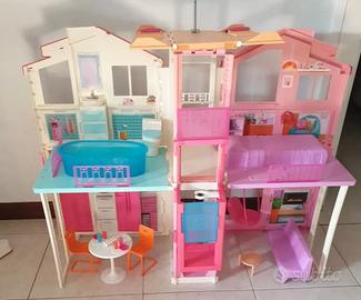 Barbie Mattel Casa D'Estate Malibù + camper