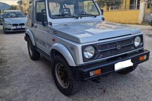 Suzuki SJ Samurai
