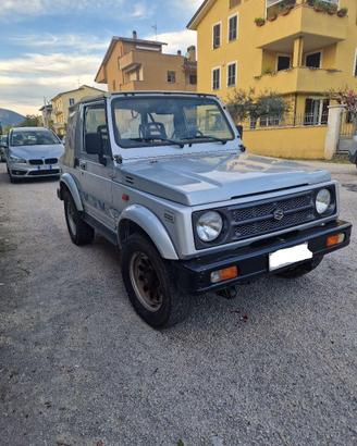 Suzuki SJ Samurai