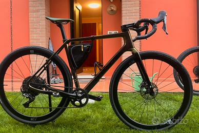 Basso Palta Gravel - Shimano Grx , ruote Carbonio