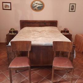 Coppia di sedie vintage