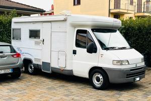Camper Challenger semi-integrale.