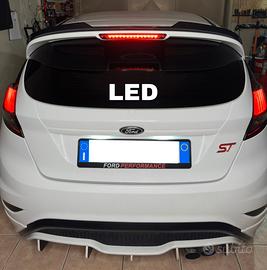 Terzo stop a led per Ford Fiesta MK7
