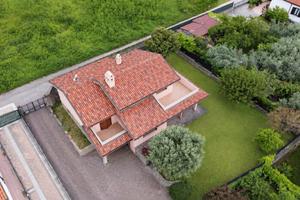 Salita Muggia Vecchia, villa indipendente