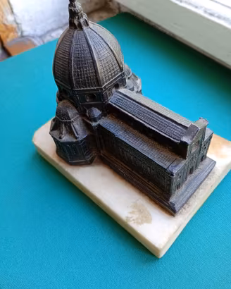 Firenze Basilica di S.Maria del fiore. Bronzetto