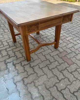 Tavolo allungabile in faggio + 4 sedie coordinate