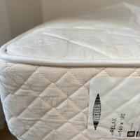 materasso 140x190 a molle come nuovo 