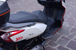 Kymco Downtown 300i