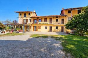 CASA INDIPENDENTE A VISCHE