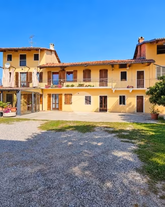 CASA INDIPENDENTE A VISCHE
