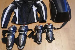 Giacca moto,protezioni e zaino a guscio