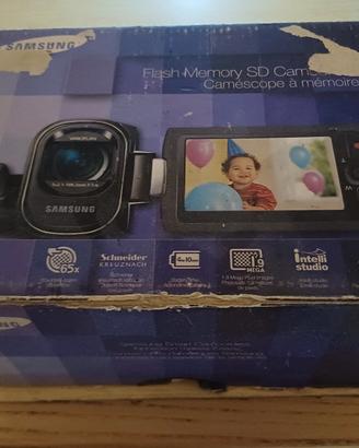 Videocamera Samsung SMX-F40 (2010)