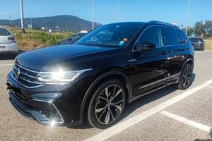 VOLKSWAGEN TIGUAN R-LINE 2.0 TDI 150 CV DSG
