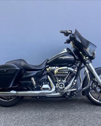 HARLEY-DAVIDSON Street Glide 107 1745 Special