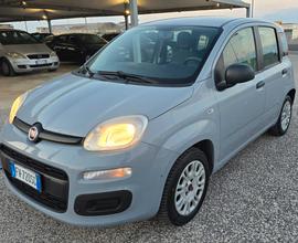 Fiat Panda 1.2 Lounge - PARI AL NUOVO -