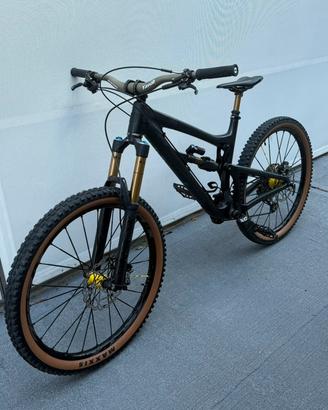 Santa cruz carbon nomad c