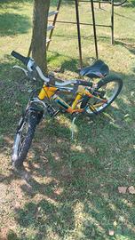 Bicicletta Mountain-Bike da bimbo 24" 6-8  anni.