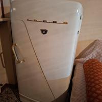 Frigorifero INDES (Pre-Indesit)