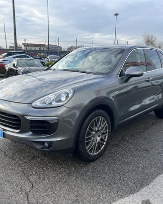 Porsche Cayenne Motore Rotto