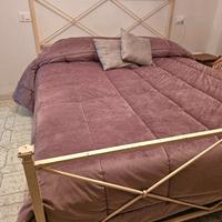 Struttura in metallo letto matrimoniale