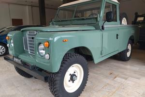 Land Rover Defender PICK-UP COMPLETAMENTE RESTAURA