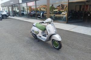 Vespa 310 GTS hpe Edizione Ottantesimo (TRATTATIVA
