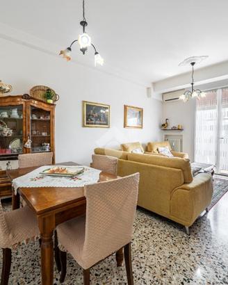 4 LOCALI A REGGIO NELL'EMILIA
