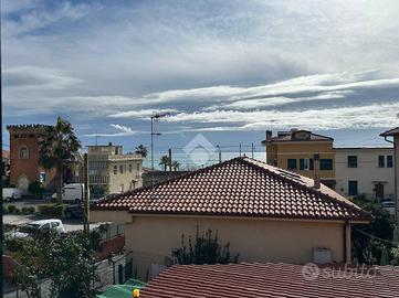 CASA SEMINDIPENDENTE A BORDIGHERA
