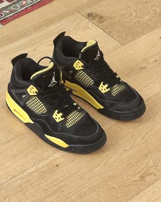 Jordan 4 Retro Thunder Yellow 