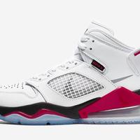 Nike Jordan Mars 270