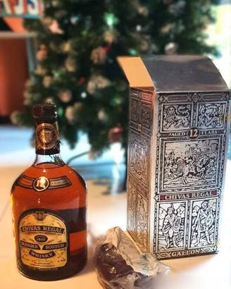 CHIVAS REGAL BLENDED SCOTCH WHISKY 1 GALLON an'80